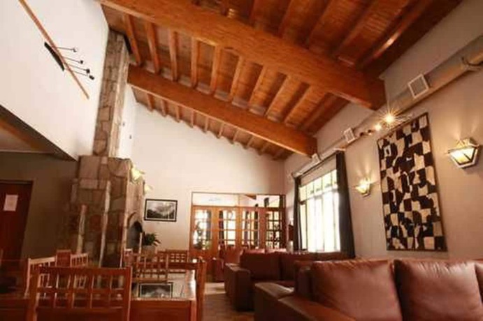 Imagen del bar/restaurante del Hotel Ayelen - De Monta&ntilde;a. Foto 4
