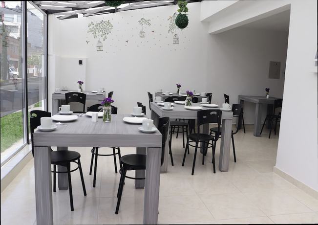 Imagen del bar/restaurante del Hotel Ayenda 1024 Agora Inn. Foto 6