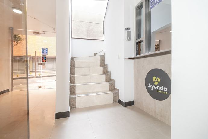 Imagen de los interiores del Hotel Ayenda 1086 Torre 52. Foto 19