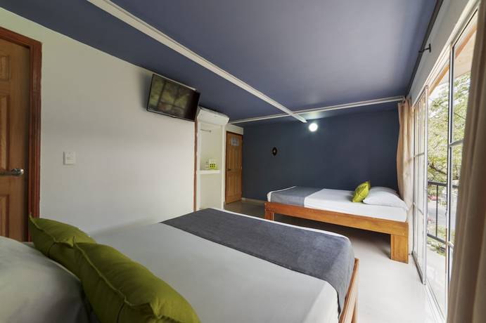 Imagen de la habitación del Hotel Ayenda 1405 Ibiza. Foto 9