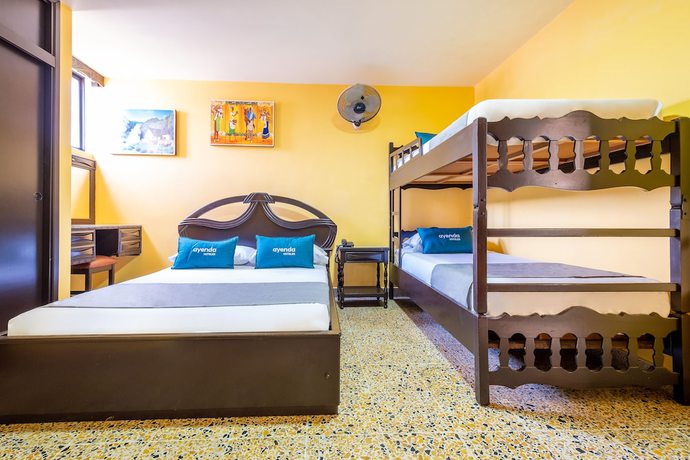 Imagen de la habitación del Hotel Ayenda Almirante. Foto 14