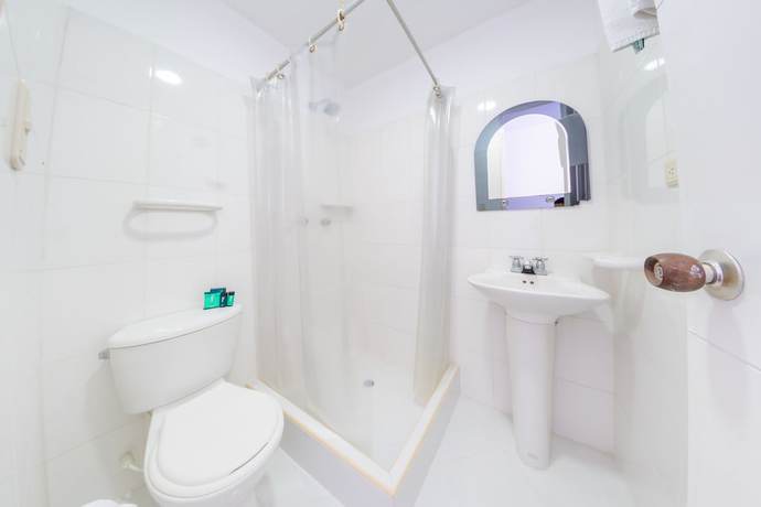 Imagen de la habitación del Hotel Ayenda Ambeima. Foto 15