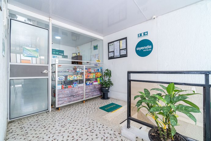 Imagen de los interiores del Hotel Ayenda Bariloche La 22. Foto 8