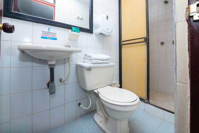 Imagen de la habitación del Hotel Ayenda Calypso 1142. Foto 2