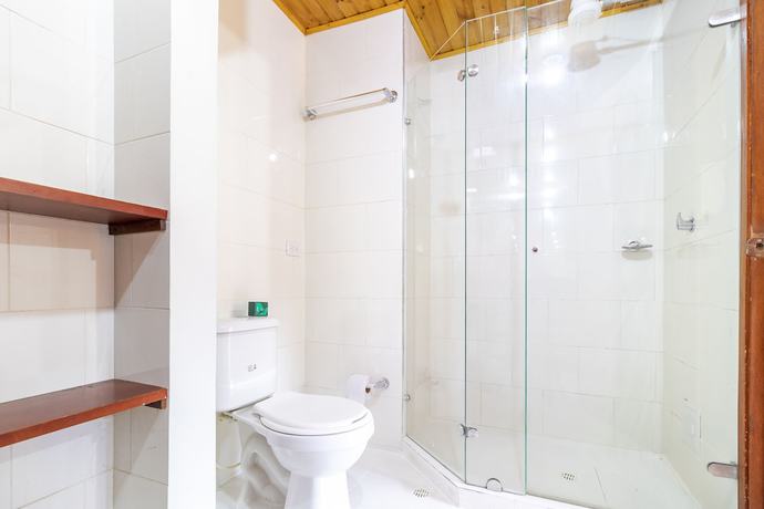 Imagen de la habitación del Hotel Ayenda Casona Santa Rosa. Foto 9