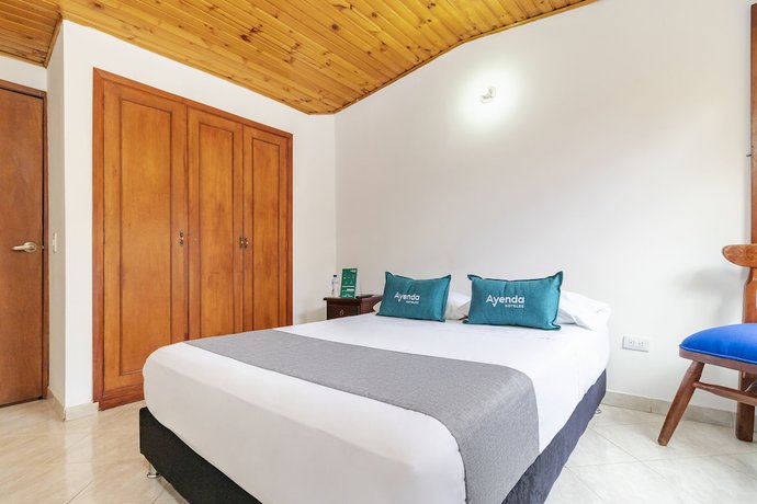 Imagen de la habitación del Hotel Ayenda Casona Santa Rosa. Foto 14