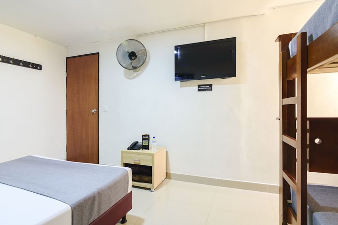 Imagen de la habitación del Hotel Ayenda Colombia Avenida. Foto 4
