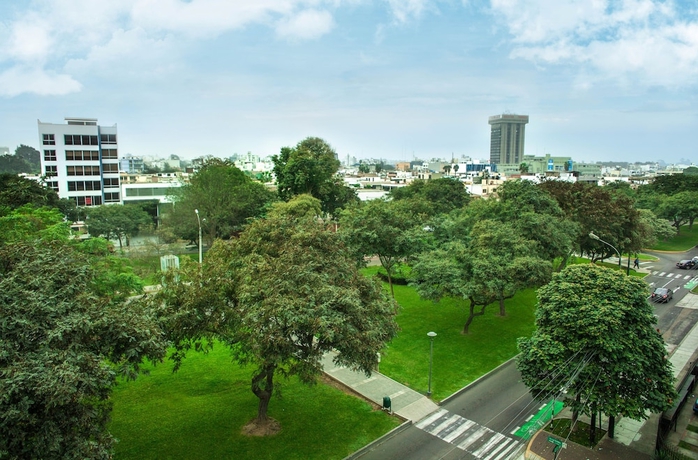 Imagen de los exteriores del Hotel Ayenda Del Prado. Foto 16