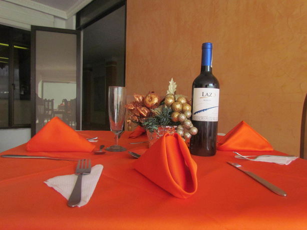 Imagen de la habitación del Hotel Ayenda Dinast&iacute;a Real. Foto 9