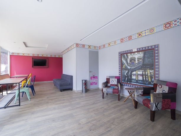 Imagen de los interiores del Hotel Ayenda Frida Costa Azul. Foto 16