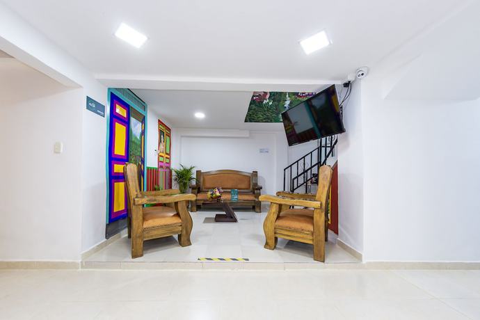 Imagen de los interiores del Hotel Ayenda Fundadores 1906. Foto 19