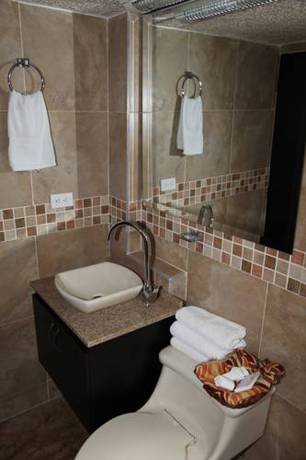 Imagen de la habitación del Hotel Ayenda Gran Marquez 1014. Foto 6