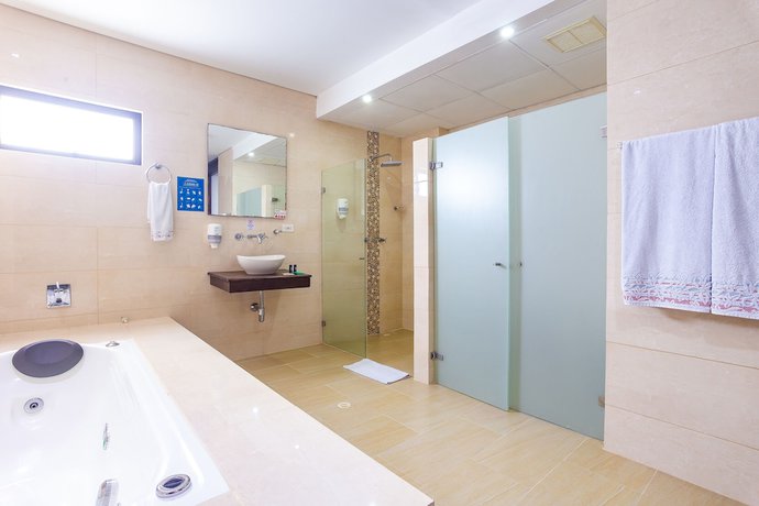 Imagen de la habitación del Hotel Ayenda Las 4 Estaciones. Foto 8