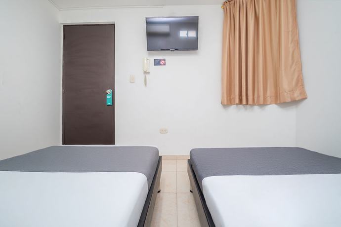 Imagen de la habitación del Hotel Ayenda Las Banderitas. Foto 9