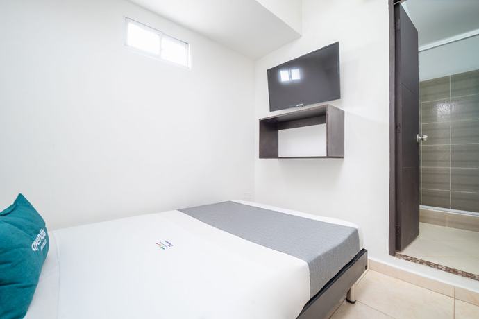 Imagen de la habitación del Hotel Ayenda Las Banderitas. Foto 12