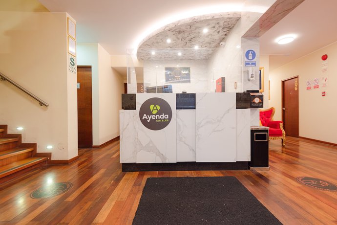 Imagen de los interiores del Hotel Ayenda Montreal Miraflores. Foto 18