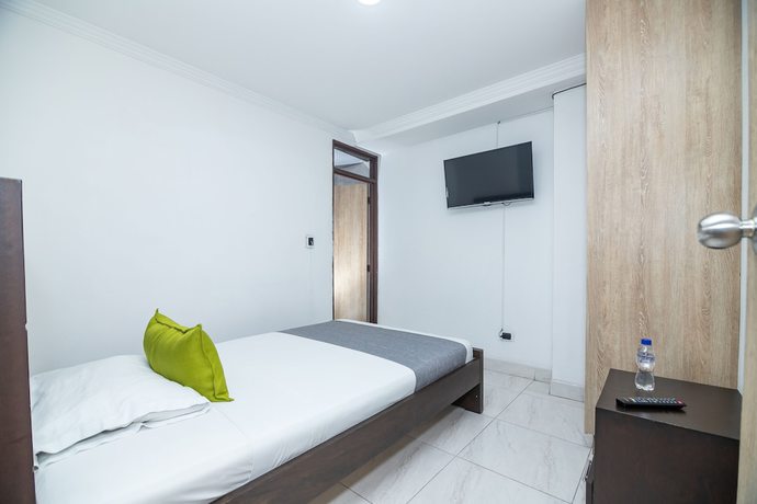 Imagen de la habitación del Hotel Ayenda Olimpa 1144. Foto 13