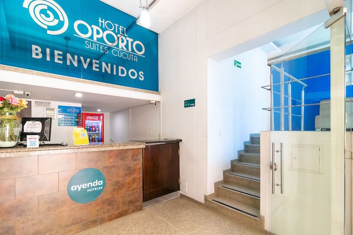 Imagen de los interiores del Hotel Ayenda Oporto Suites. Foto 19