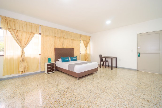 Imagen de la habitación del Hotel Ayenda Paraiso Chipichape. Foto 13