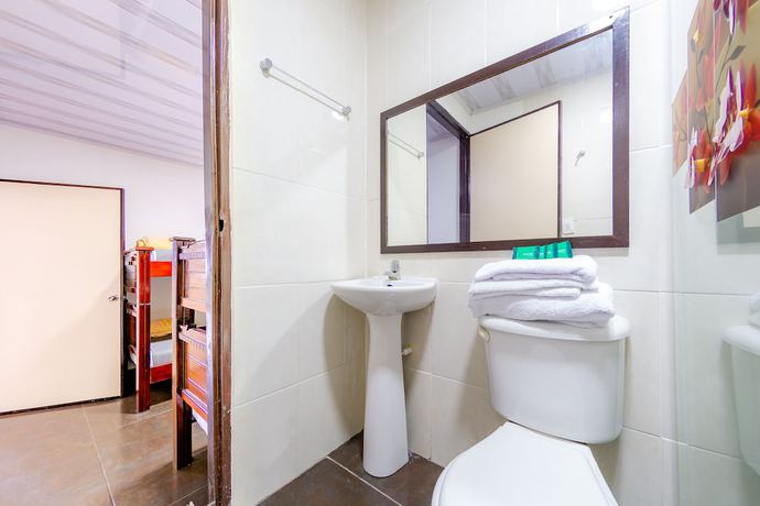 Imagen de la habitación del Hotel Ayenda Portal del Cable. Foto 16