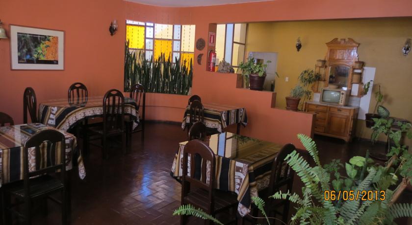 Imagen del bar/restaurante del Hotel Ayenda Posada San Juan. Foto 4