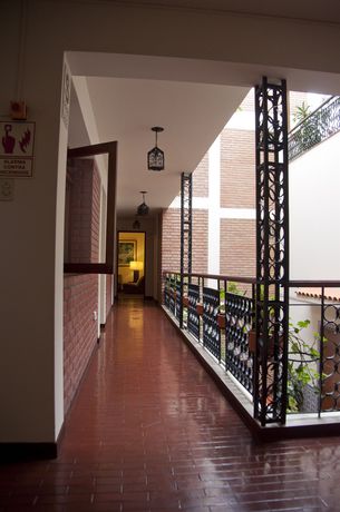 Imagen de los interiores del Hotel Ayenda San Isidro Inn. Foto 12