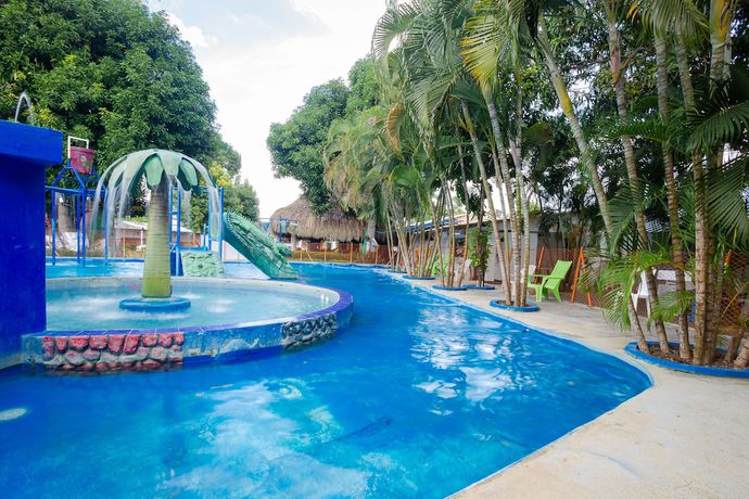 Imagen de la piscina del Hotel Ayenda Villa Campestre Rio Sinu. Foto 17