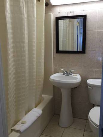 Imagen de la habitación del Hotel Ayer Motor Inn. Foto 3