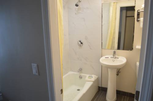 Imagen de la habitación del Hotel Ayer Motor Inn. Foto 4