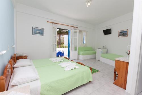Imagen de la habitación del Hotel Ayeri. Foto 3
