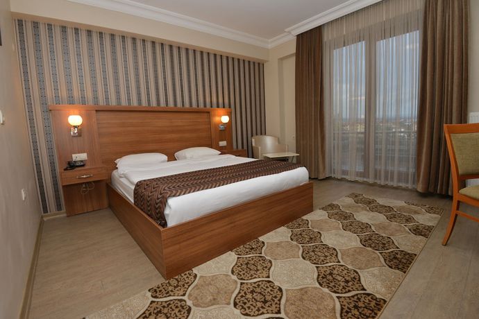 Imagen de la habitación del Hotel Aygur. Foto 5