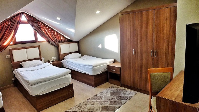 Imagen de la habitación del Hotel Aygur. Foto 11