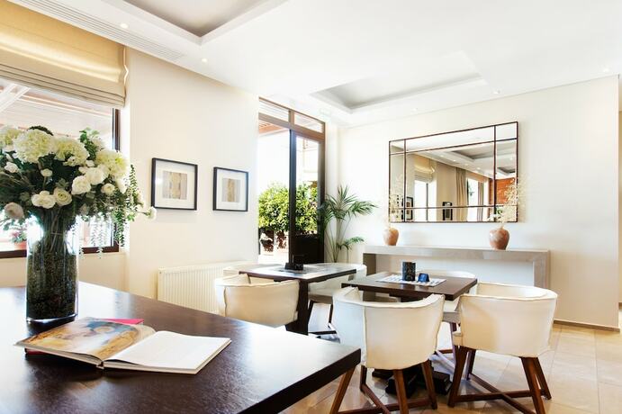 Imagen general del Hotel Ayia Marina Suites. Foto 12