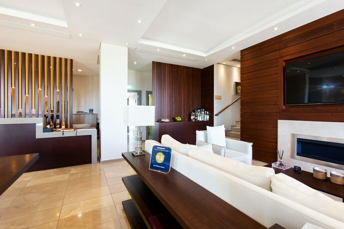 Imagen general del Hotel Ayia Marina Suites. Foto 14