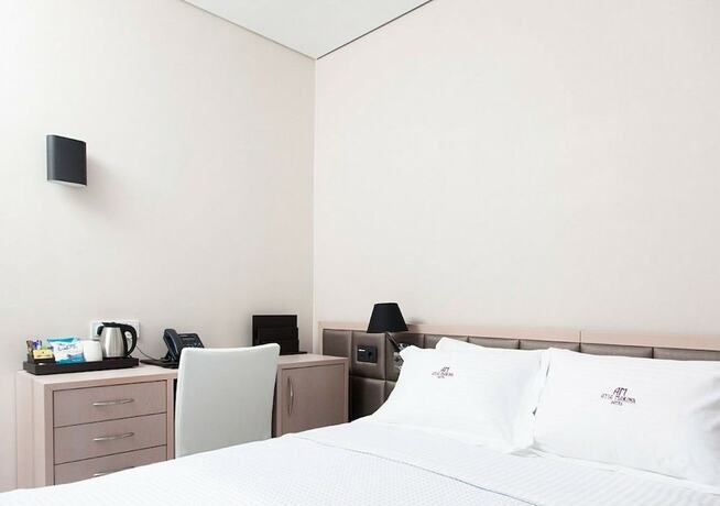Imagen de la habitación del Hotel Ayia Marina Suites. Foto 23