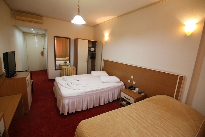 Imagen de la habitación del Hotel Aykut Palace Otel. Foto 3