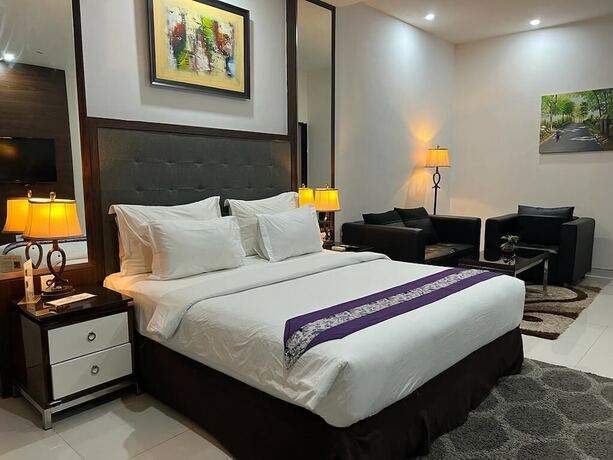 Imagen de la habitación del Hotel Ayla City. Foto 18