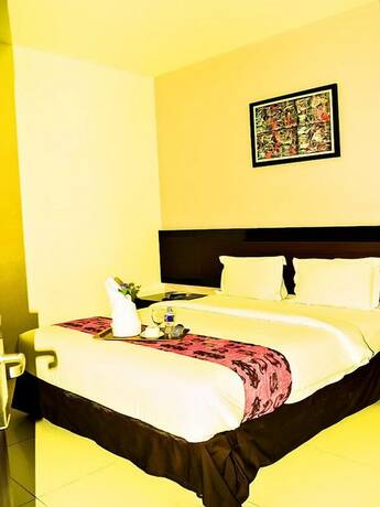 Imagen general del Hotel Ayla City. Foto 10
