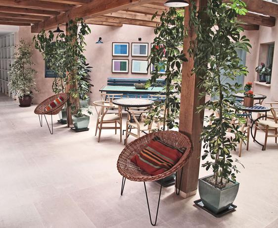 Imagen general del Hotel Ayllon. Foto 16