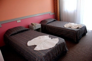 Imagen de la habitación del Hotel Aymes. Foto 7