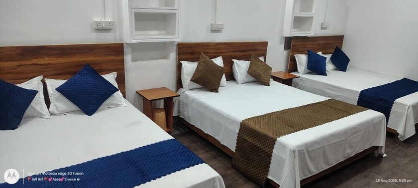 Imagen de la habitación del Hotel Ayodhya Cantt Palace and Restaurant. Foto 5