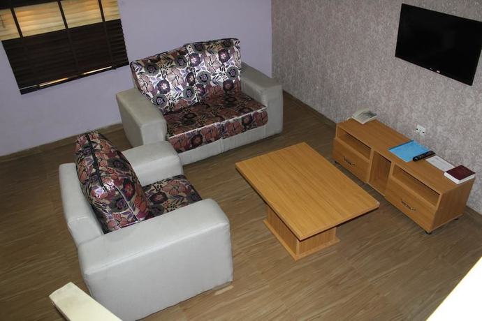 Imagen de los interiores del Hotel Ayoluyem. Foto 18