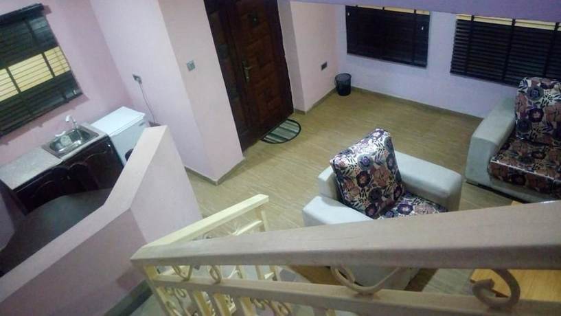 Imagen de los interiores del Hotel Ayoluyem. Foto 19