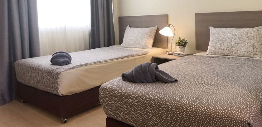 Imagen de la habitación del Hotel Ayothaya. Foto 10