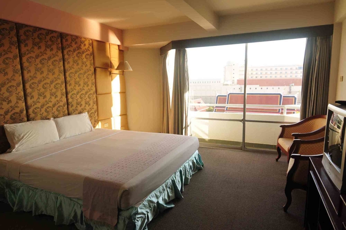 Imagen de la habitación del Hotel Ayothaya Riverside Ayutthaya. Foto 8