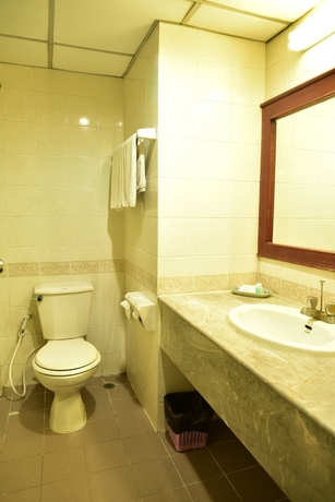 Imagen de la habitación del Hotel Ayothaya Riverside Ayutthaya. Foto 14