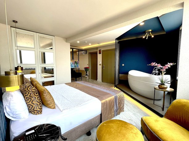 Imagen de la habitación del Hotel Ayramin Deluxe. Foto 11