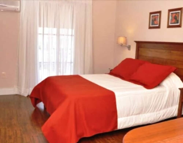 Imagen de la habitación del Hotel Ayres Colonia. Foto 6