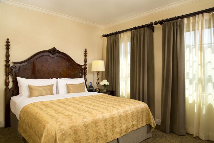 Imagen de la habitación del Hotel Ayres Costa Mesa/Newport Beach. Foto 8