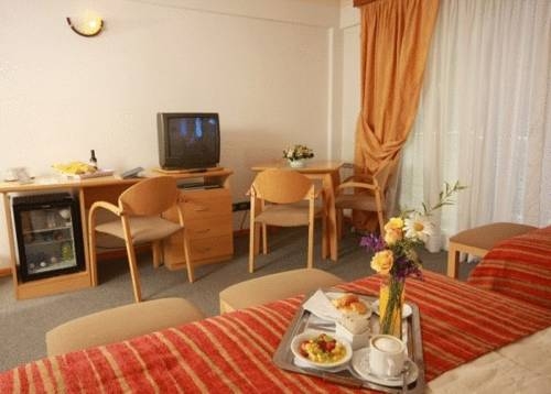 Imagen general del Hotel Ayres Del Nahuel. Foto 10